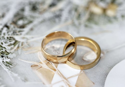 Gold Wedding Rings - Everything You Need to Know